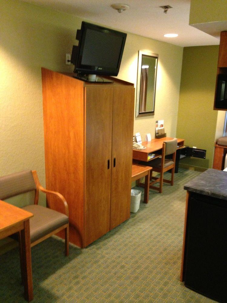 Super 8 By Wyndham San Antonio Downtown Ne Hotel Eksteriør billede